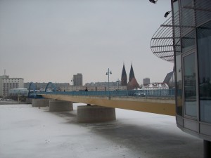 Stadtnavigator-Berlin Brücken, die nun wirklich verbinden: Stadtbrücke in Frankfurt / Słubice