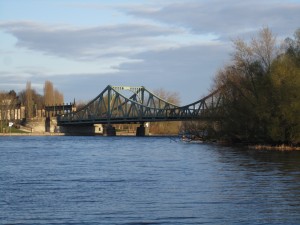 Stadtnavigator Berlin, Stadtführungen in Berlin Glienicker Brücke zwischen Berlin und Potsdam