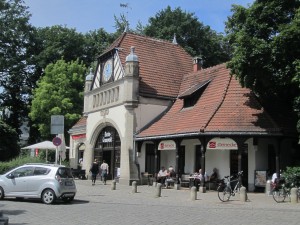 Berlin, S-Bahnhof Grunewald